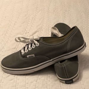 Vans Women’s 7